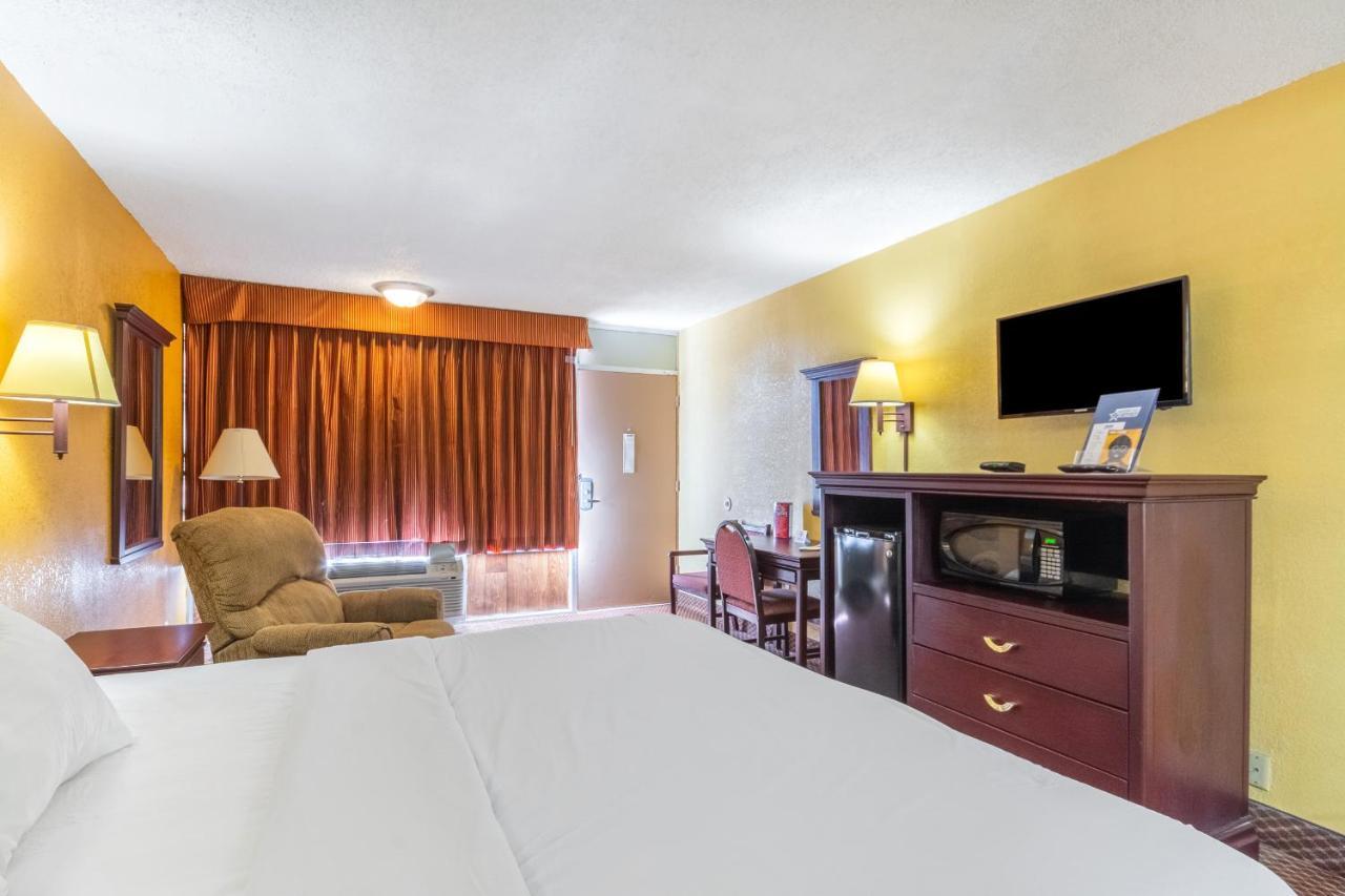 Americas Best Value Inn Of Elk City Extérieur photo