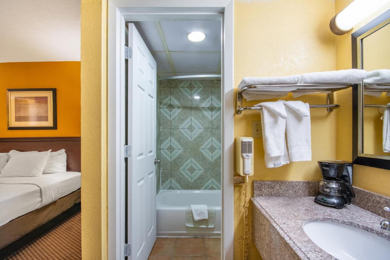 Americas Best Value Inn Of Elk City Extérieur photo