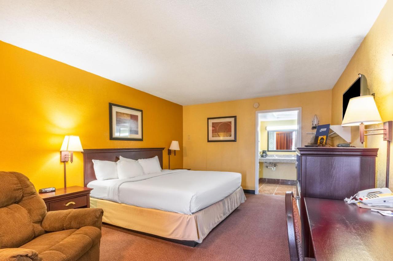 Americas Best Value Inn Of Elk City Extérieur photo